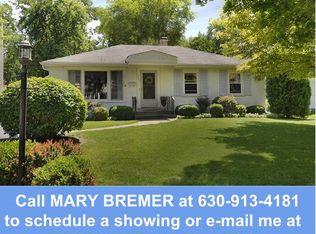 1906 E Illinois St, Wheaton, IL 60187