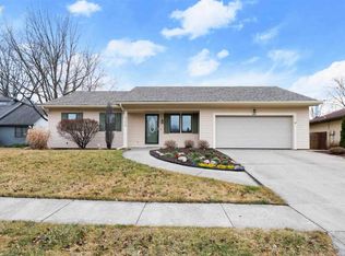 3916 Finchley Ct, Fort Wayne, IN 46815