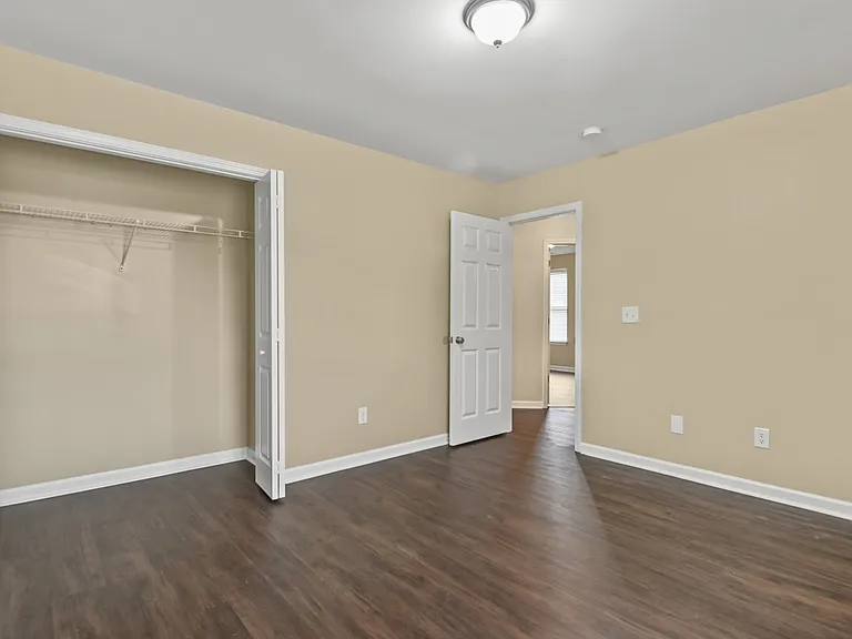 363 Sanctuary Park Dr — Photo 5