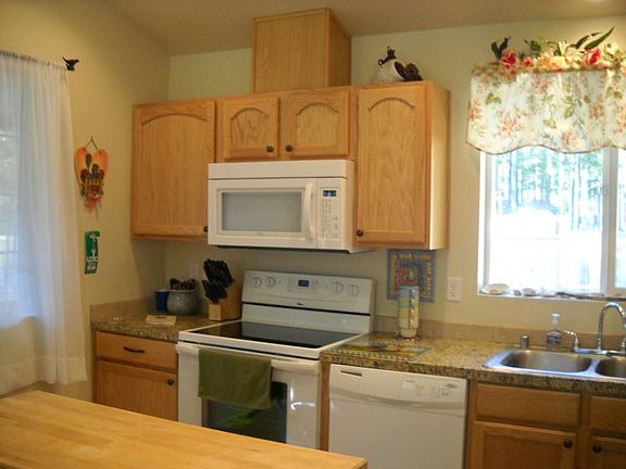 2nd image of 11 N Fircrest Pl