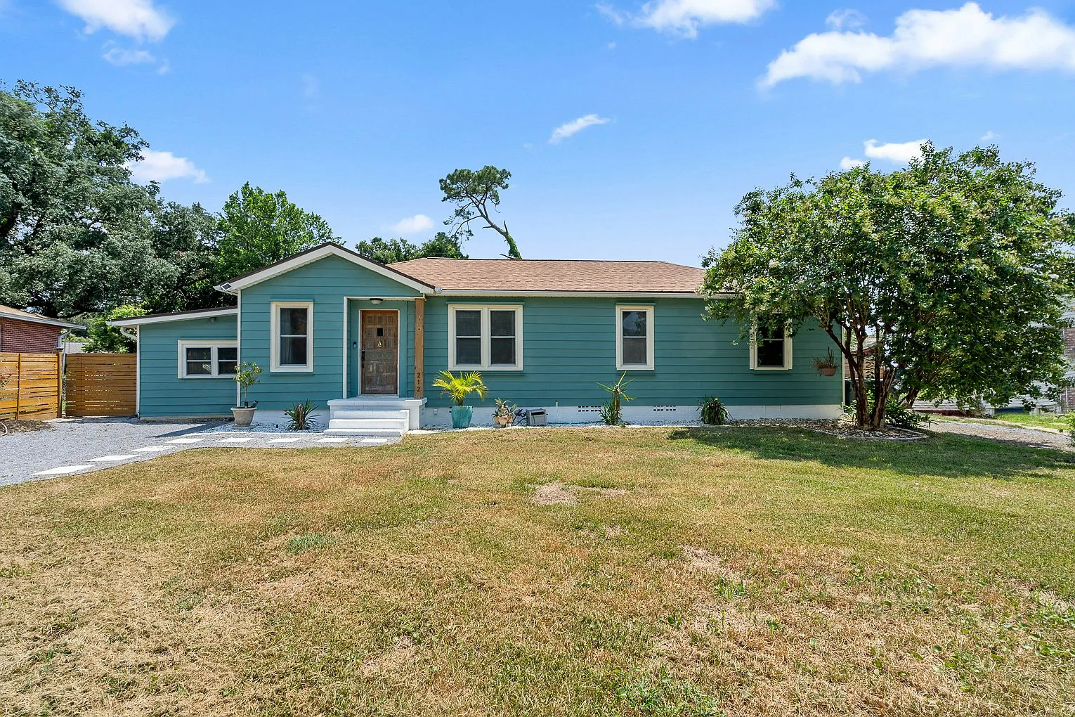 212 Southeast Kalash Road — Photo 1