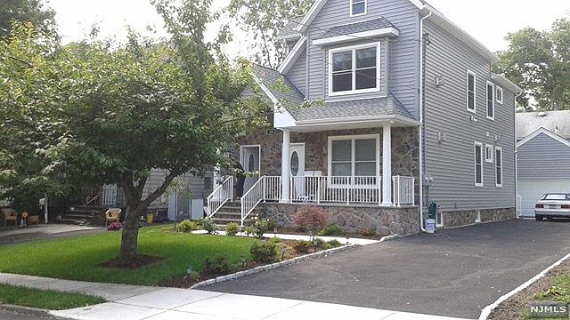 2nd image of 320 Harrison Ave #2