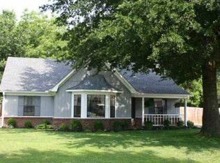 944 Quail Chase Ln, Collierville, TN 38017