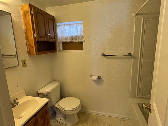 4th image of 405 Laurel St #5