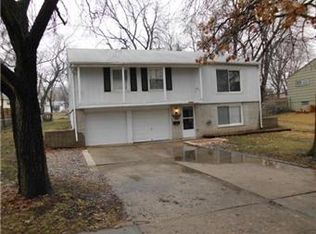 13140 Ashland Ave, Grandview, MO 64030