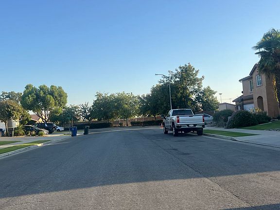 5th image of 5204 Challenger Ave