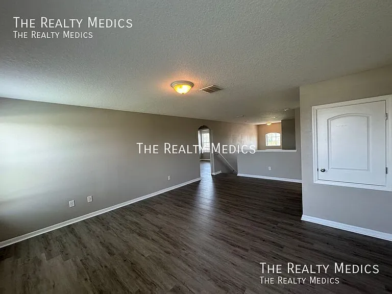 2148 Ontario Way — Photo 4