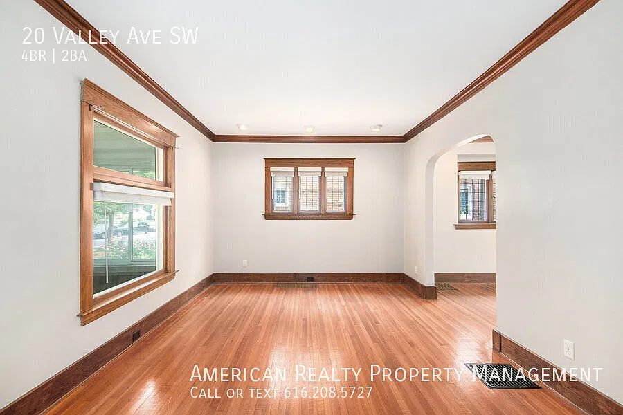 4 bed, 1308 sqft, $2,600 — Photo 3
