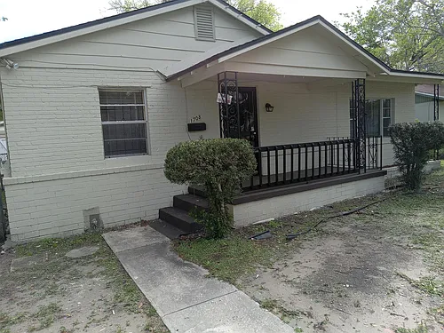 1708 W 24th St Photo 1