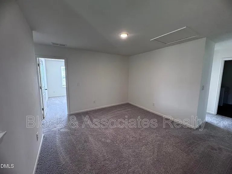 115 S Keatts Winner Ct — Photo 11