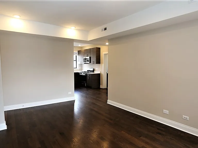 2228 N Sawyer Ave #1E — Photo 4