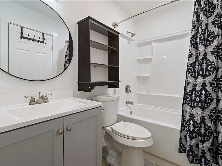 713 Hunter Dr #713 — Photo 6
