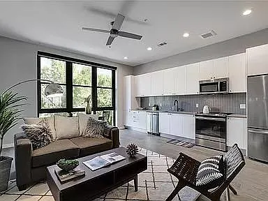 800 Embassy Dr #209 — Photo 3
