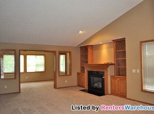 10327 165th St W, Lakeville, MN 55044