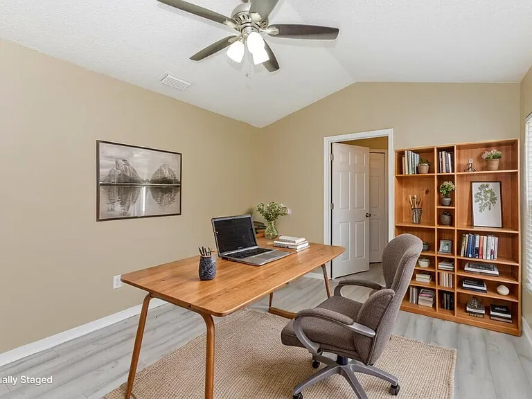 6719 Summer Cove Dr — Photo 16
