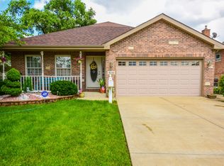 8031 Mansfield Ave, Burbank, IL