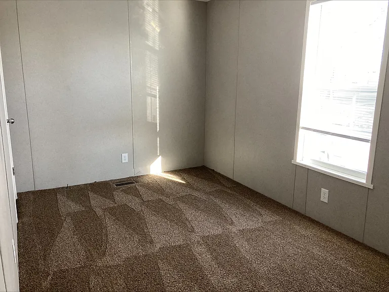 Meadowbrook Estates — Photo 36