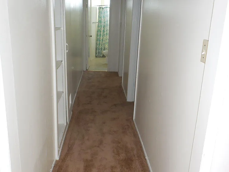 5937 Burchard Ave — Photo 6