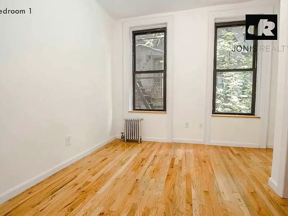 1st image of 171 Thompson St APT 5