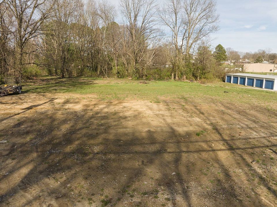 2nd image of 315 Clay St