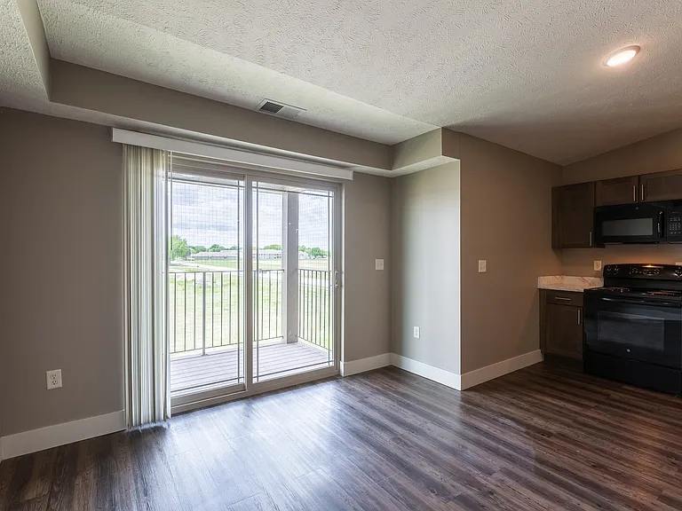 The Sterling Apartments at Grand Island — Photo 50