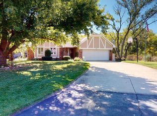 160 Ginger Cove Rd, Valley, NE 68064