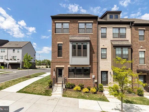 3556 Stella Blue Dr, Hyattsville, MD 20782