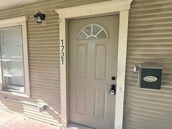 3rd image of 1721 Elizabeth Ave