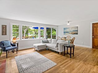 76 S River Dr, Narragansett, RI 02882