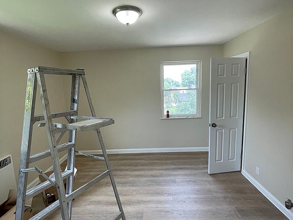 5th image of 1132 Franklin Ave #3
