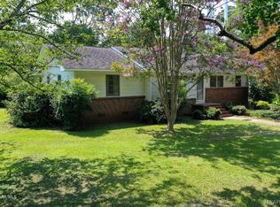 104 Broad St, Grove Hill, AL 36451