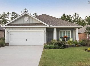 43 Hemingway Ln, Freeport, FL 32439