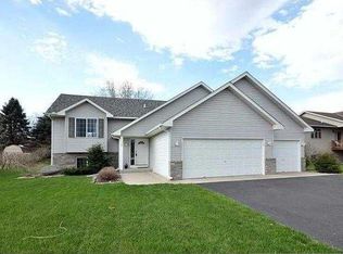 705 E Beaver St, Belle Plaine, MN 56011