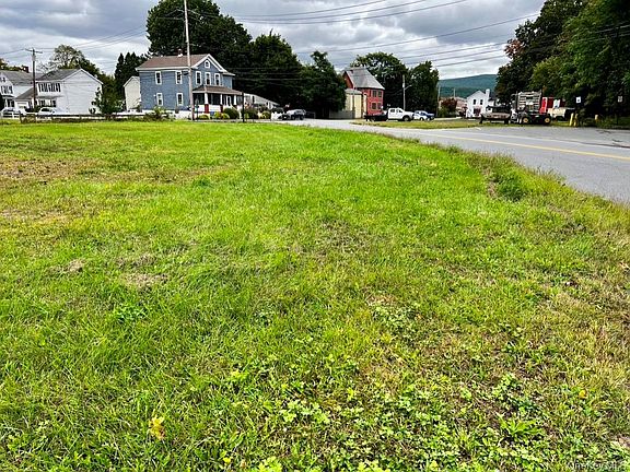 3rd image of 4 Lumber Street