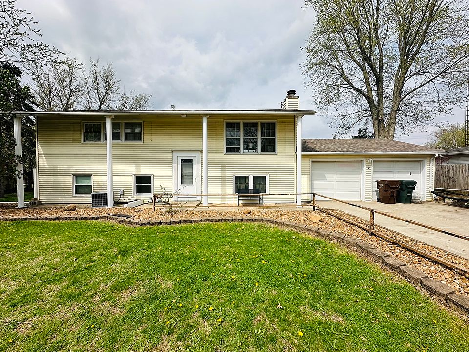 1st image of 3789 E Lakeview Dr