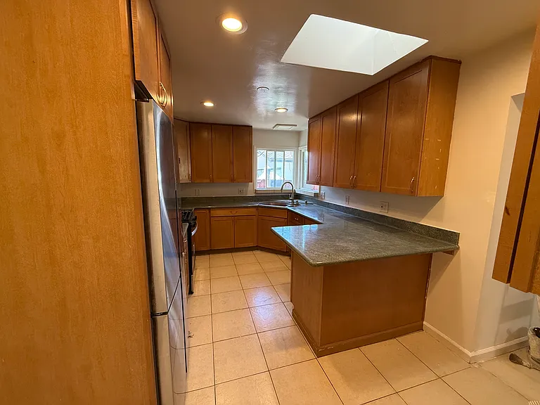 13214 Aurora Dr — Photo 2