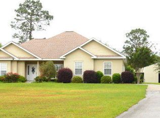 646 Corbin Rd, Chipley, FL 32428