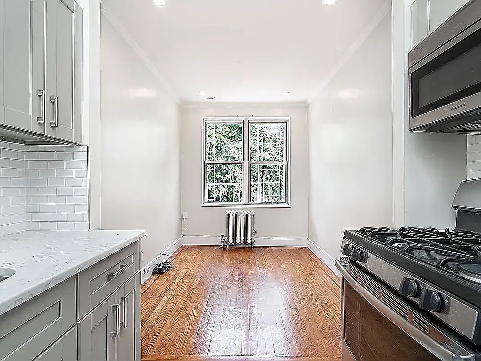 1st image of 33-07 29th St #2