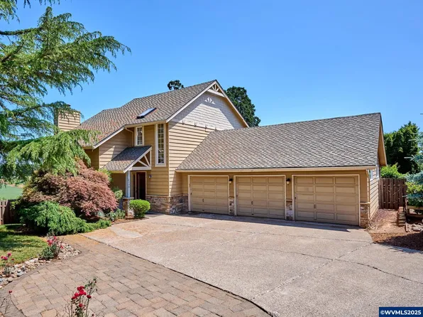 1498 34th Ave NW, Salem, OR 97304