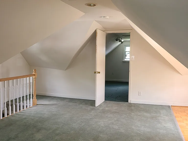 219 Virginia Ave #B — Photo 29
