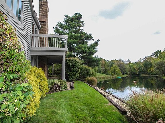 4th image of 6049 Cranberry Ct