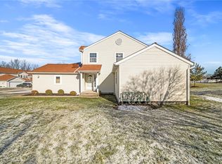 1305 Leeward Ln APT A, Willoughby, OH 44094