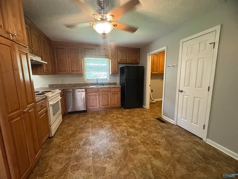 4718 Rutledge Dr NW — Photo 19
