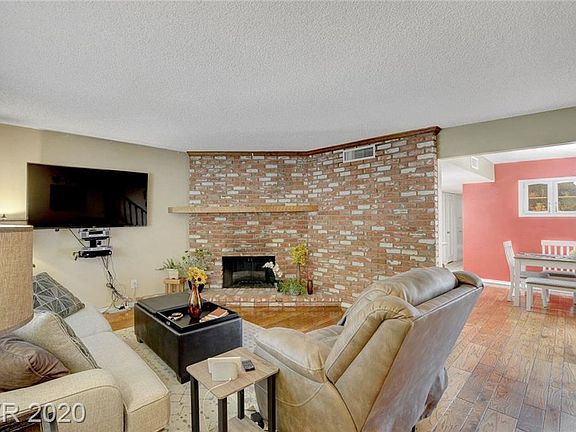 4th image of 3738 Territory St