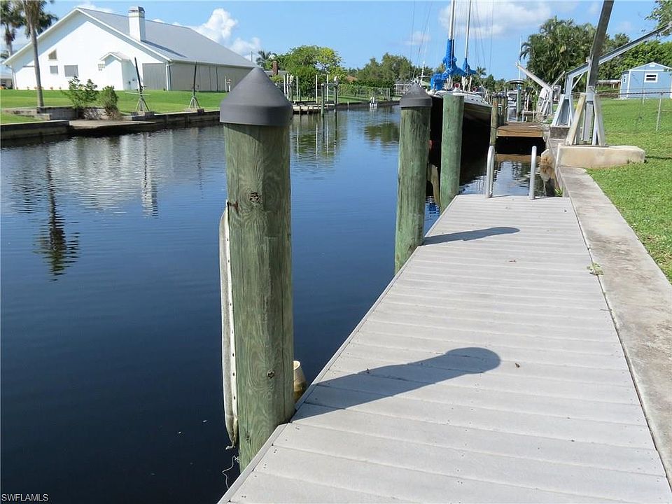 1st image of 385 Bamboo Dr