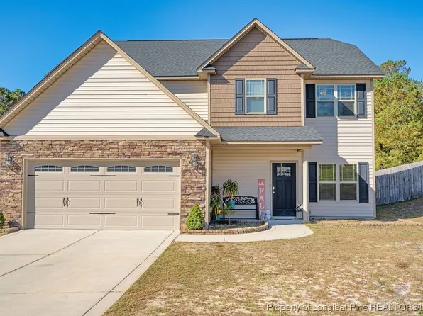 228 Old Blossom Ct, Raeford, NC 28376
