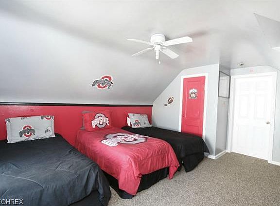 3rd image of 225 Erskine Ave