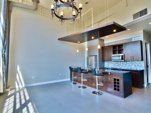 2600 W 7th St APT 2820, Fort Worth, TX 76107