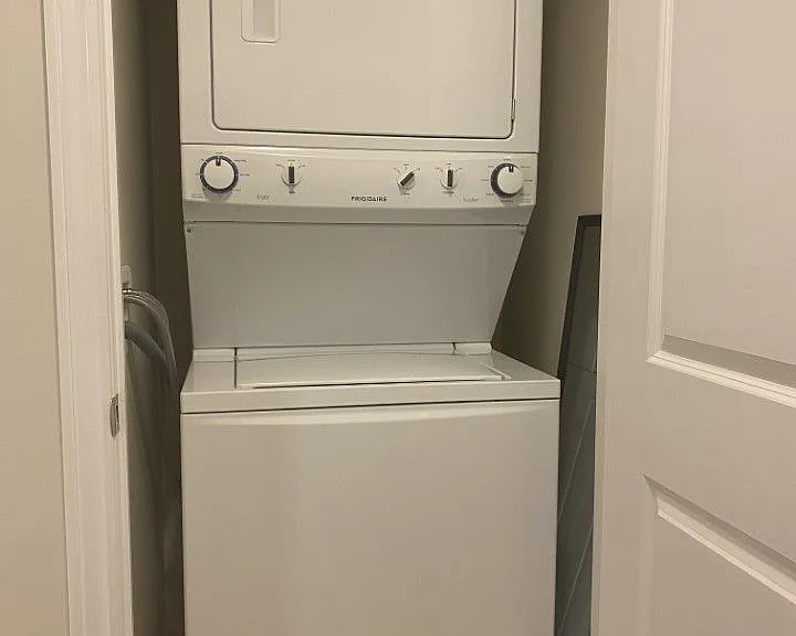 276 Gatwick Dr #205 — Photo 6