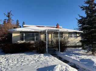5337 W 44th Ave, Red Deer, AB T4N 3J1